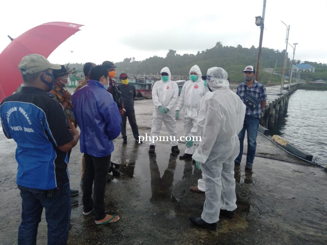 Gugus Tugas Aru Lakukan Rapid Test terhadap Seorang ABK KM. Putra Afra Rizki 