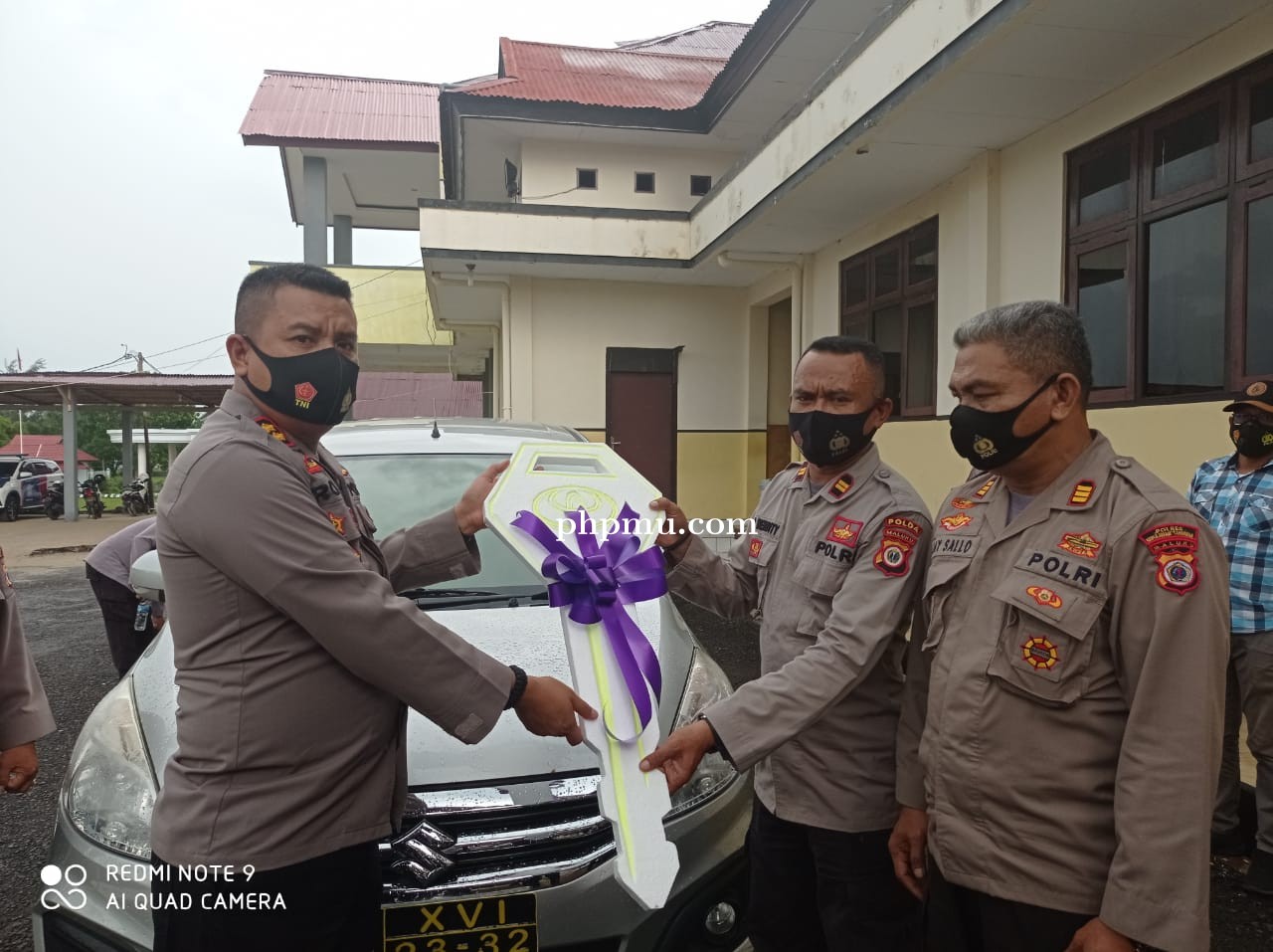 Perkuat Operasional di Tingkat Polsek Kapolres Tanimbar serahkan Satu Unit Randis