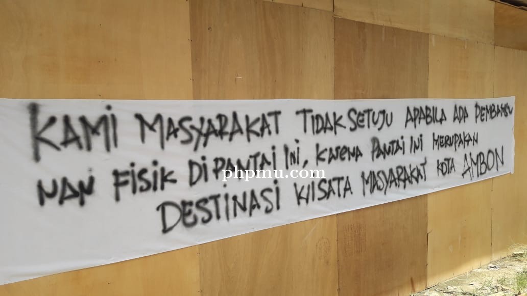 Warga Protes Pembangunan Liar Di Lokasi Pengeringan Tapal Kuda