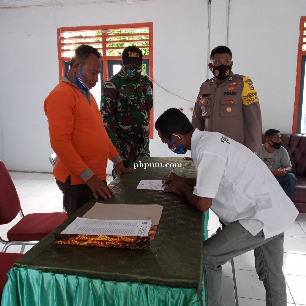 Camat Selaru Hadiri Penetapan DPT Pilkades