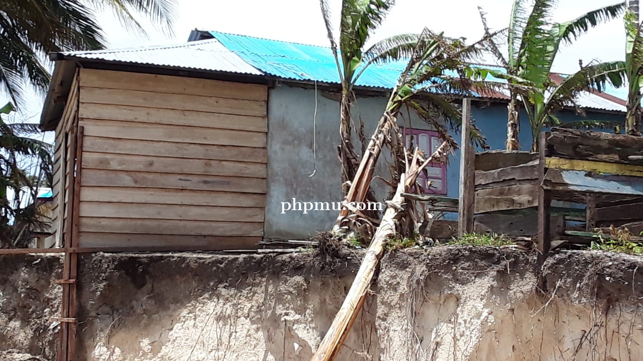 Perumahan warga Desa Wangel terancam akibat abrasi