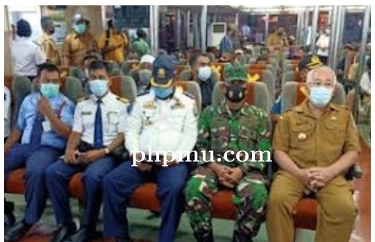 Bupati Aru Resmikan Pengoperasian KMP Satya Kencana II