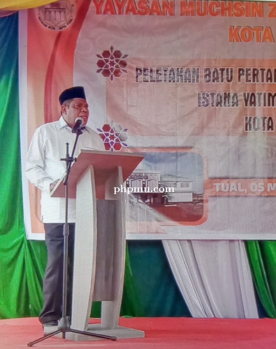 Wali Kota Tual Meletakan Batu Pertama Pembangunan Yatim Ulfa Mutia