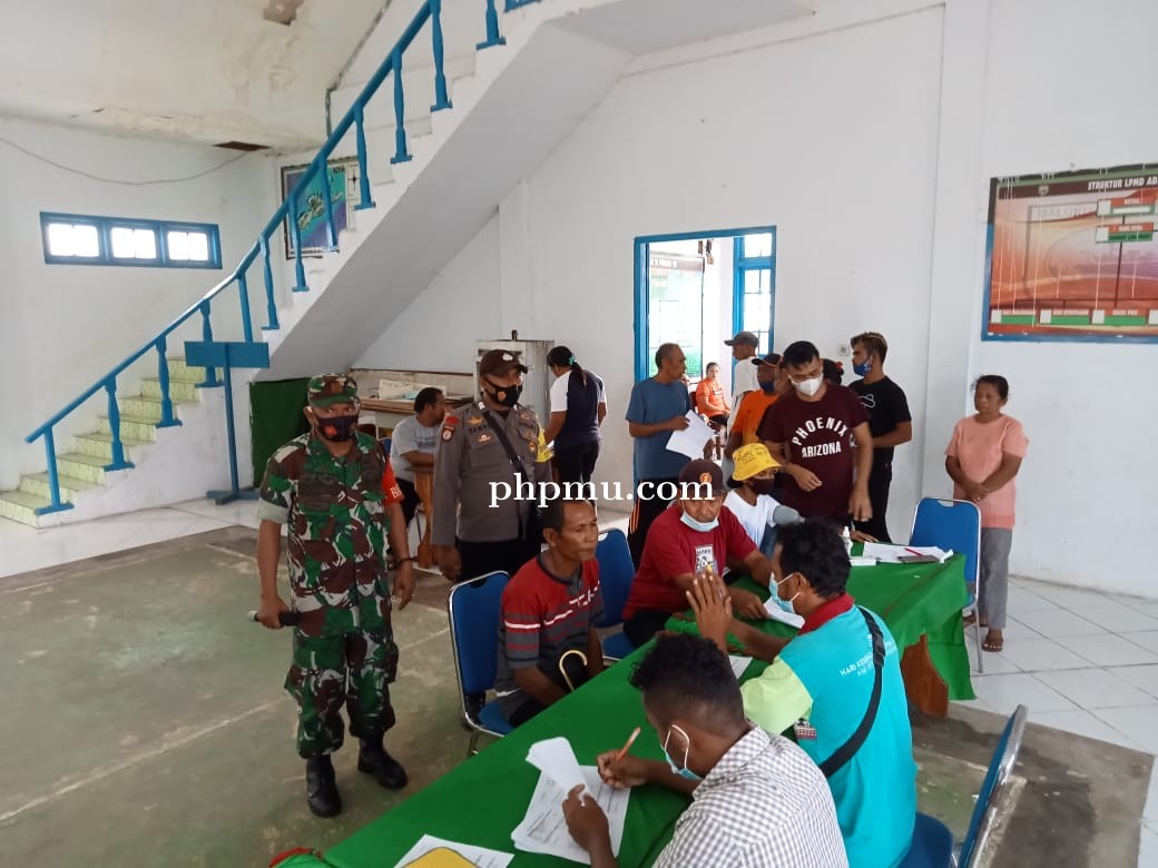 Selain Divaksin, Warga Adaut Terima Dana Kemiskinan Ekstrim