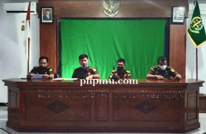 ZE Dan DZB Tersangka Dugaan Tindak Pidana Korupsi Anggaran Kecamatan Selaru.