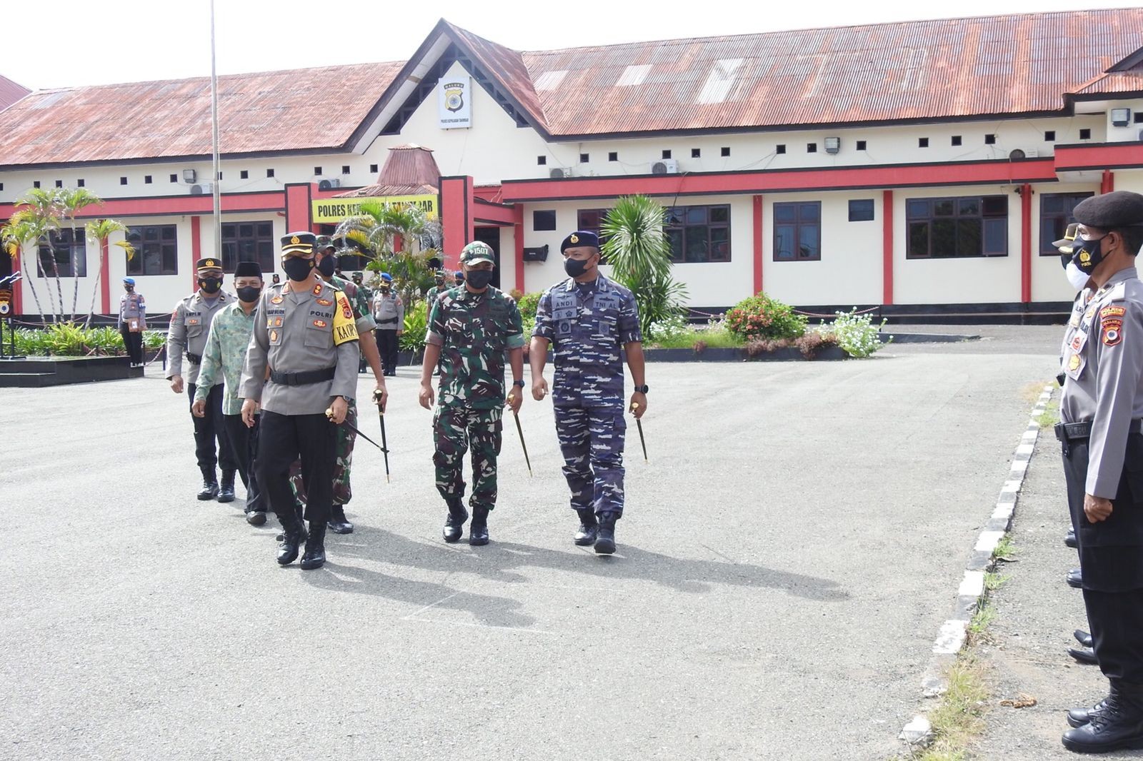 Polres Tanimbar Gelar Apel Upacara Operasi Ketupat Salawaku 2022 