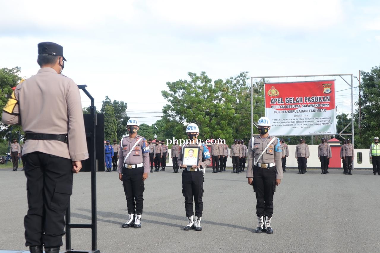 Kapolres Kepulauan Tanimbar Pimpin Upacara PTDH. 